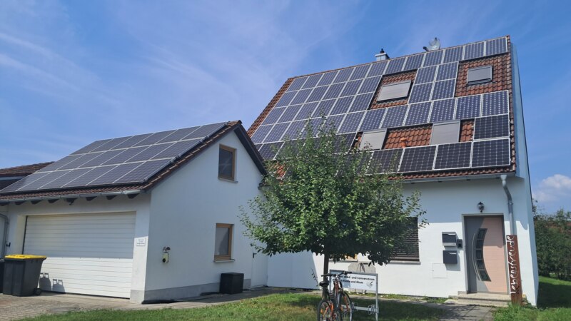 Haus mit PV-Anlage